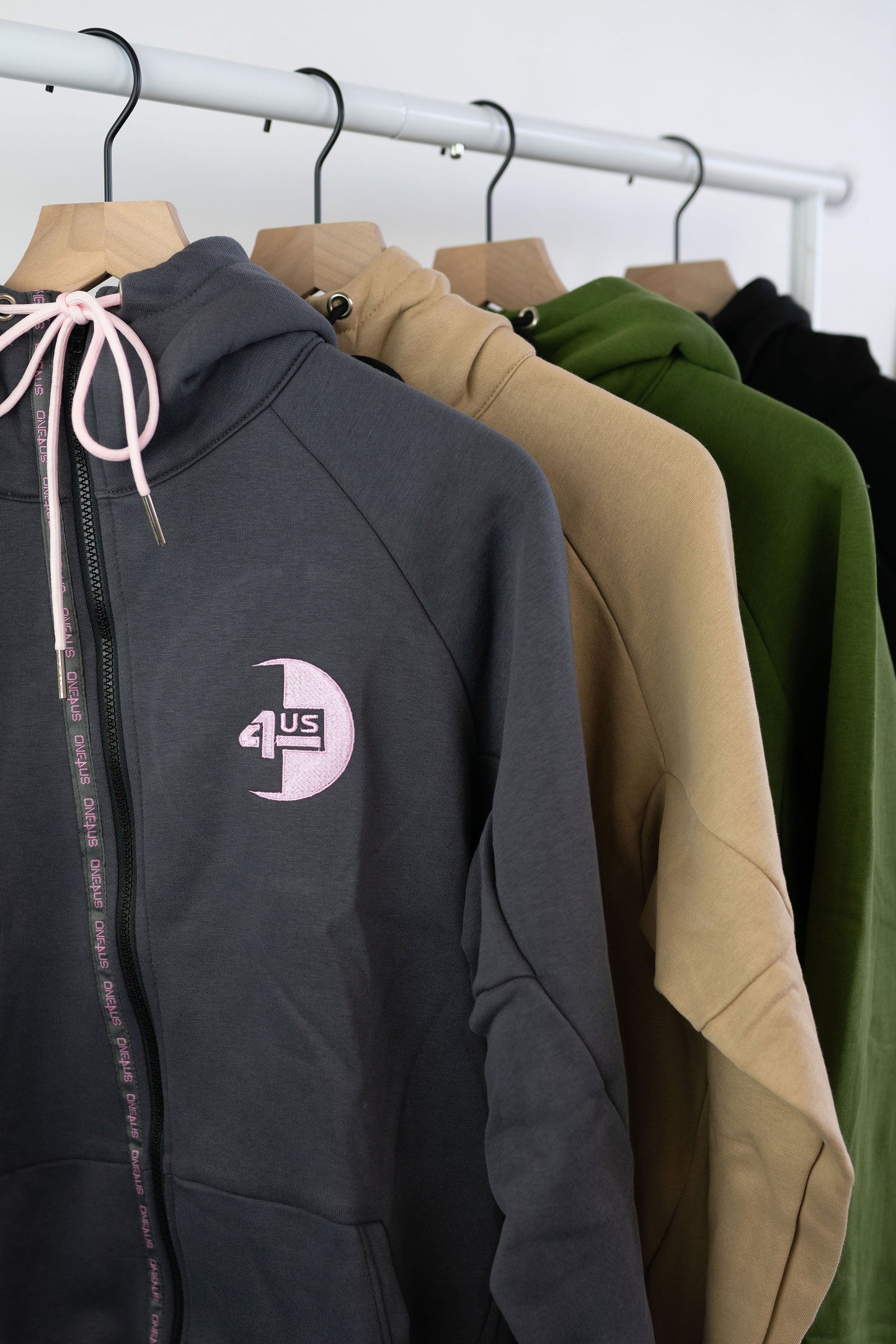 One4us Fitted Zipper Jogger Tracksuit