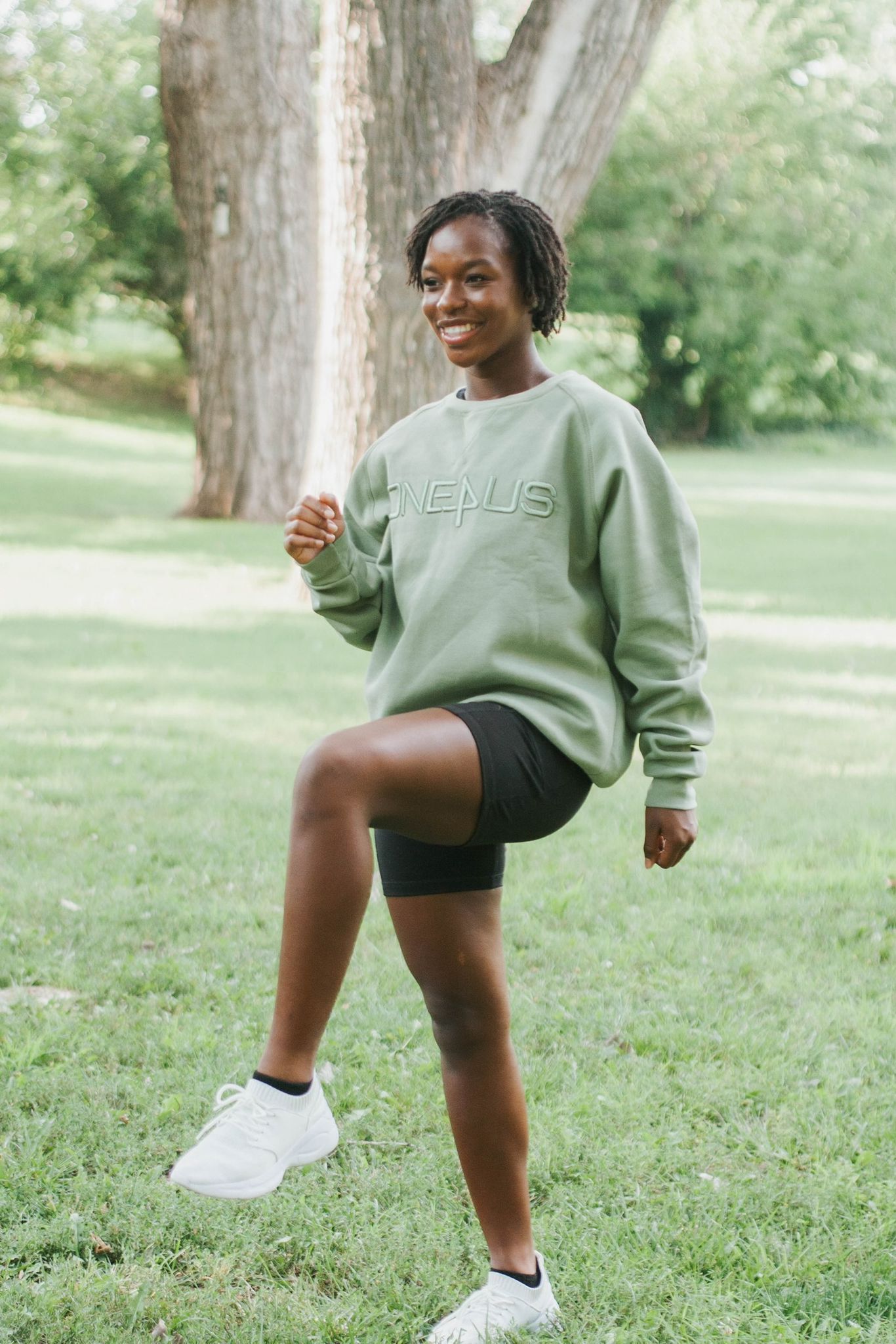 Unisex Embroidered Crewneck